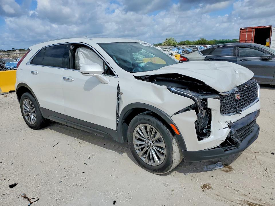 45568596 :رقم المزاد ، 1GYFZCR45RF209407 vin ، 2024 Cadillac Xt4 مزاد بيع