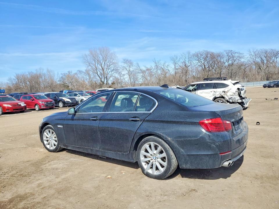 46964236 :رقم المزاد ، WBAXH5C51DD107713 vin ، 2013 Bmw 528 مزاد بيع