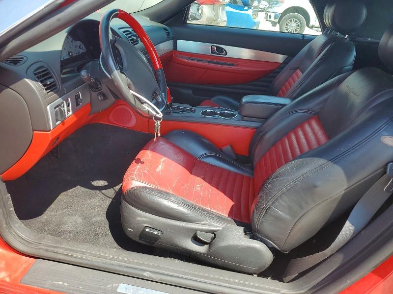 47631426 :رقم المزاد ، 1FAHP60A52Y102902 vin ، 2002 Ford Thunderbird مزاد بيع