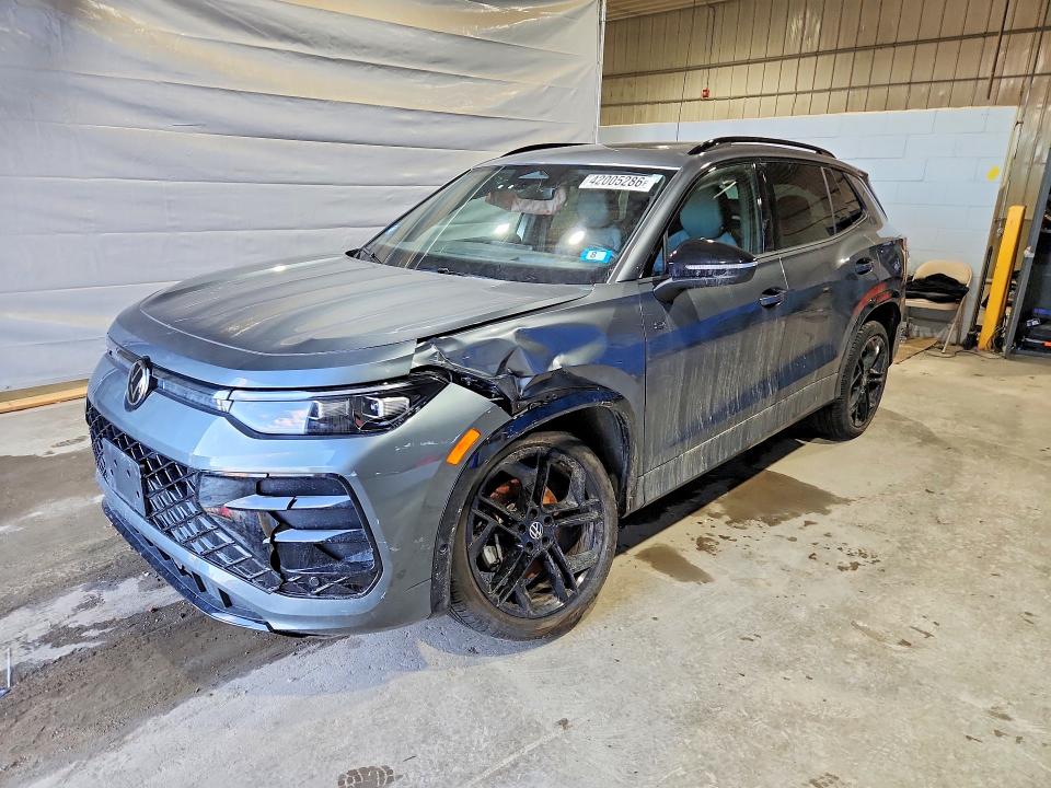 2025 Volkswagen Tiguan მანქანა იყიდება აუქციონზე, vin: 3VVGR7RM2SM010775, აუქციონის ნომერი: 42005286