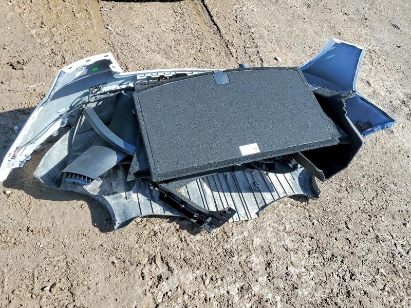 41877826 :رقم المزاد ، 7SAYGDEE9NF425531 vin ، 2022 Tesla Model Y مزاد بيع