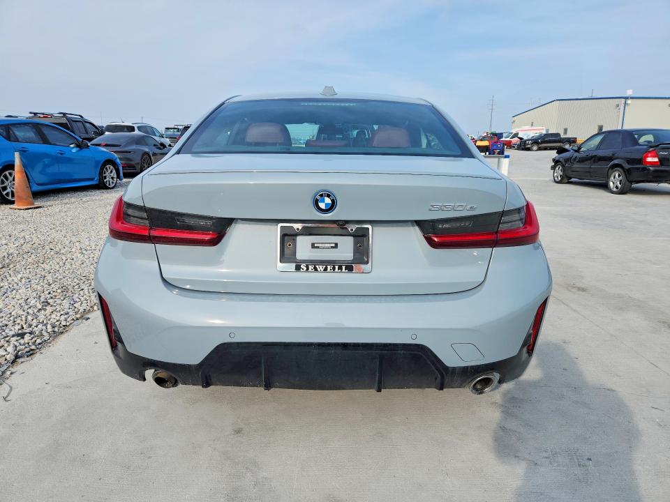 79944315 :رقم المزاد ، 3MW39FF03P8C97629 vin ، 2023 Bmw 330e مزاد بيع