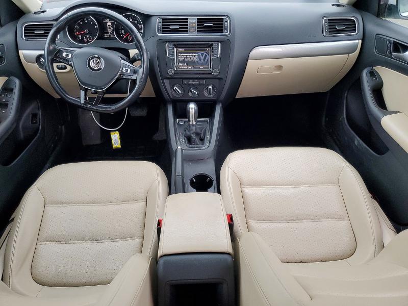 47331326 :رقم المزاد ، 3VWDB7AJ9HM411043 vin ، 2017 Volkswagen Jetta مزاد بيع