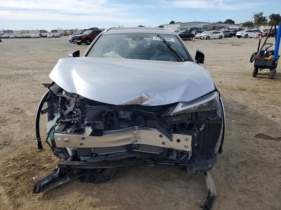 41953286 :رقم المزاد ، JTHP6JBH6R2165573 vin ، 2024 Lexus Ux 250h مزاد بيع