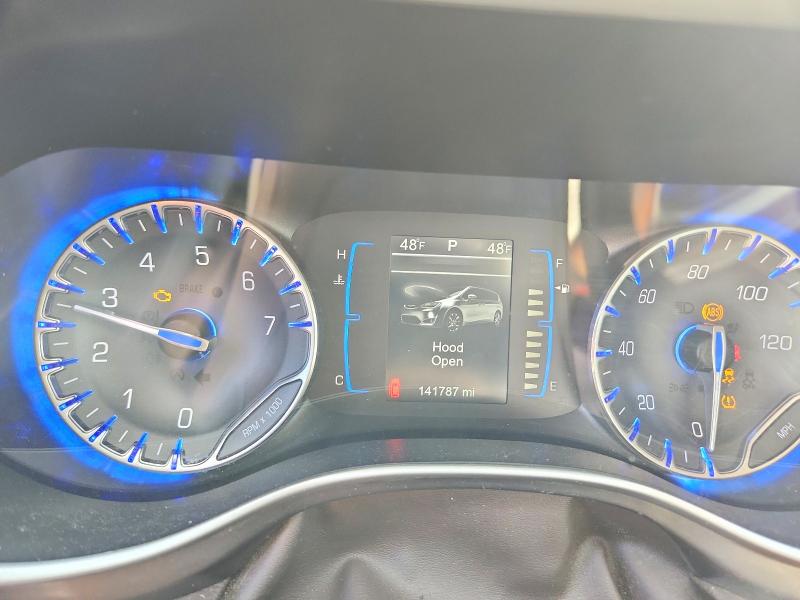 46114536 :رقم المزاد ، 2C4RC1BG4HR552455 vin ، 2017 Chrysler Pacifica مزاد بيع