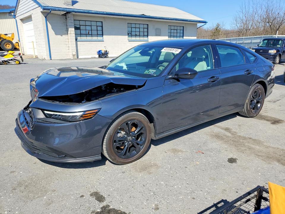 Продажа на аукционе авто 2025 Honda Accord, vin: 1HGCY1F48SA069877, номер лота: 45590516