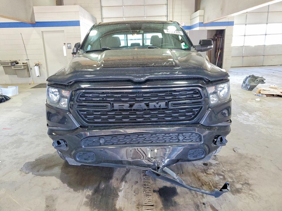 47072326 :رقم المزاد ، 1C6RRFFG5PN526472 vin ، 2023 Ram 1500 مزاد بيع