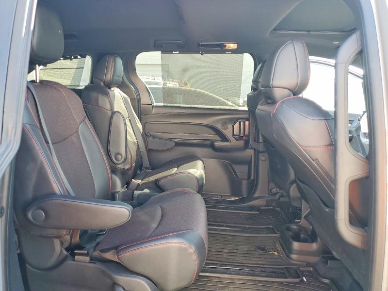 47822136 :رقم المزاد ، 5TDCRKEC3SS285424 vin ، 2025 Toyota Sienna مزاد بيع