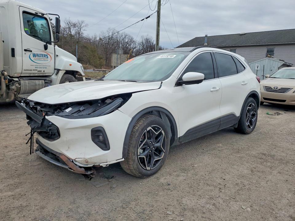 2026 Ford Escape მანქანა იყიდება აუქციონზე, vin: 1FMCU9JZ5TUA15069, აუქციონის ნომერი: 46173216