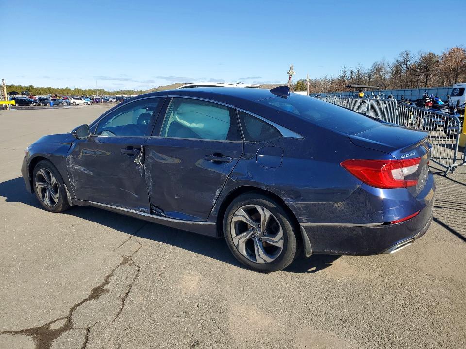 Продажа на аукционе авто 2018 Honda Accord, vin: 1HGCV2F62JA027526, номер лота: 46312206
