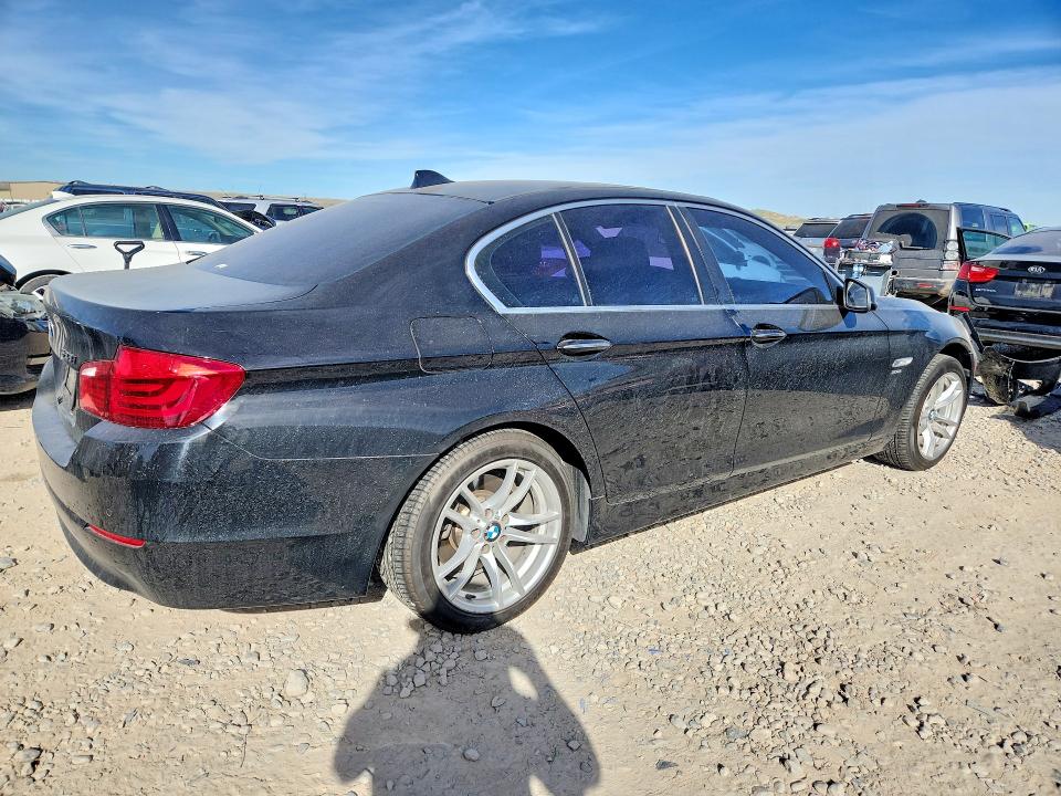 46947156 :رقم المزاد ، WBAXH5C57CDW06997 vin ، 2012 Bmw 528 مزاد بيع