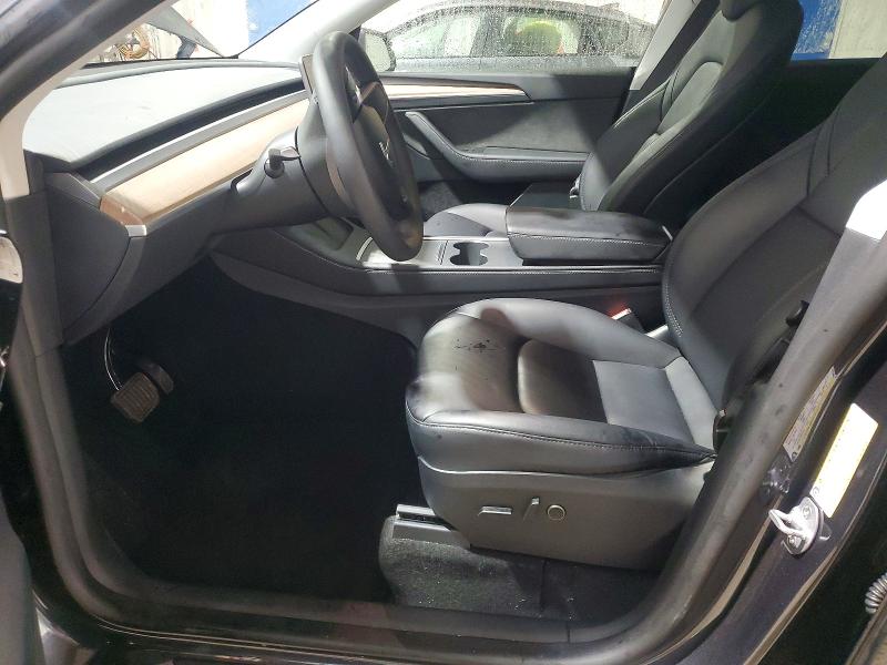 49575636 :رقم المزاد ، 7SAYGAEE4RF994761 vin ، 2024 Tesla Model Y مزاد بيع