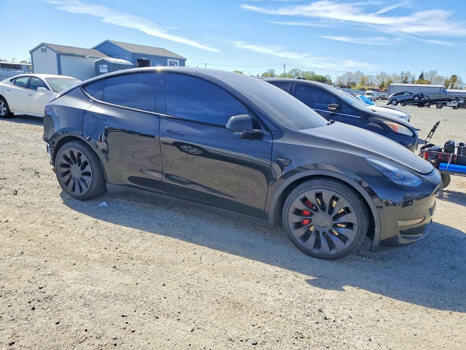 Продажа на аукционе авто 2021 Tesla Model  Y, vin: 5YJYGDEF5MF151250, номер лота: 41989456