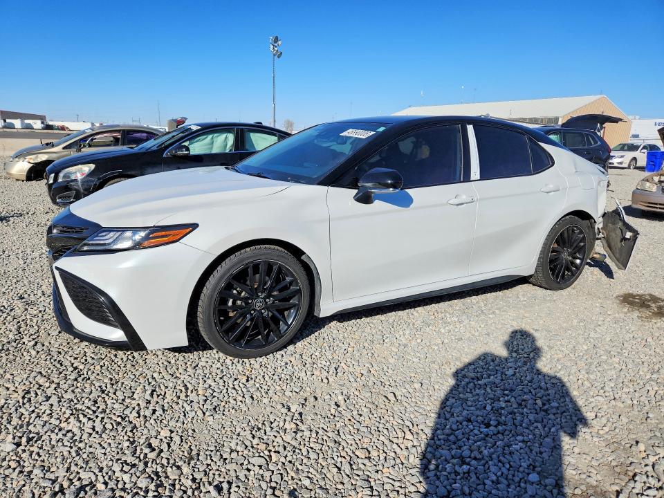 2021 Toyota Camry მანქანა იყიდება აუქციონზე, vin: 4T1K61BK7MU036290, აუქციონის ნომერი: 46890006