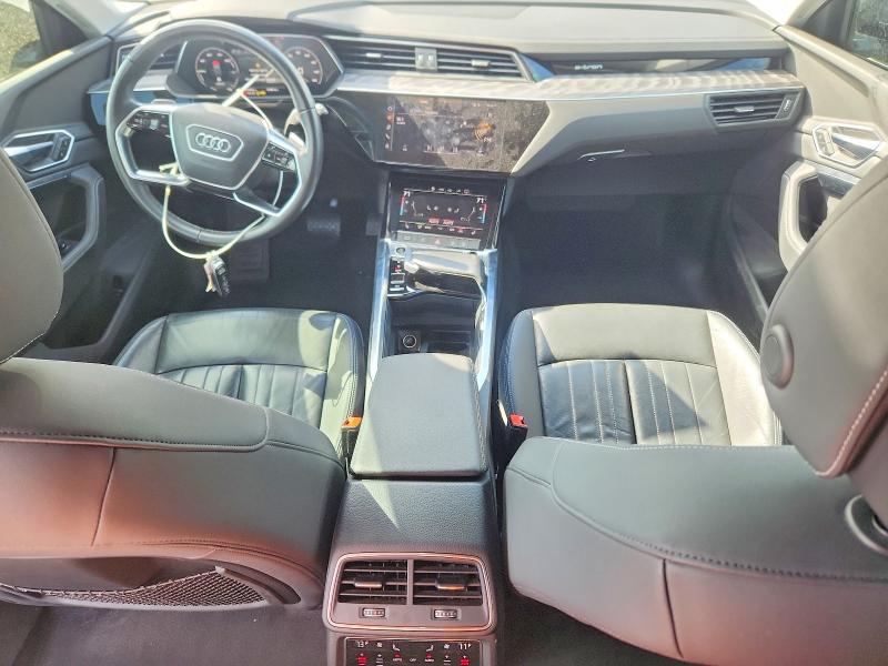 47497906 :رقم المزاد ، WA1AAAGE6MB003157 vin ، 2021 Audi E-tron مزاد بيع