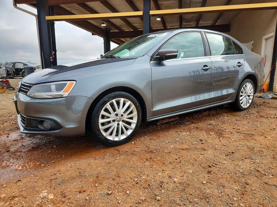 Продажа на аукционе авто 2013 Volkswagen Jetta, vin: 3VWLX7AJ4DM361997, номер лота: 41742506