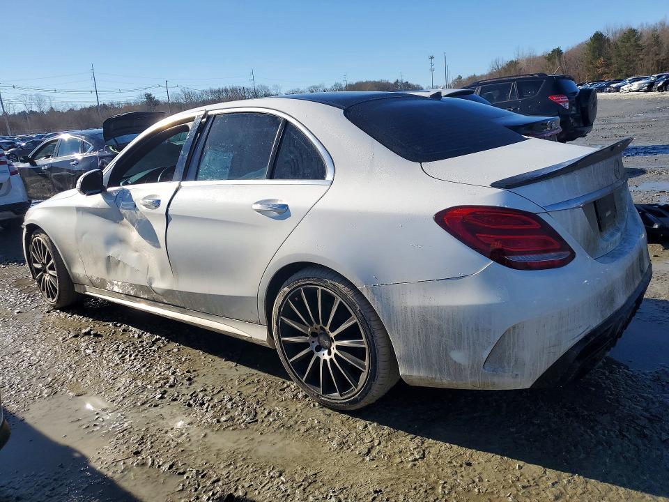 41962806 :رقم المزاد ، 55SWF4KB7FU010158 vin ، 2015 Mercedes-benz C مزاد بيع