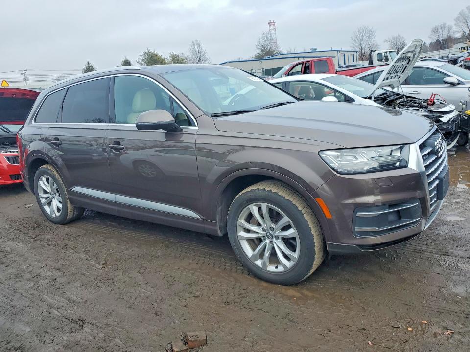 79816575 :رقم المزاد ، WA1LAAF77HD053006 vin ، 2017 Audi Q7 مزاد بيع