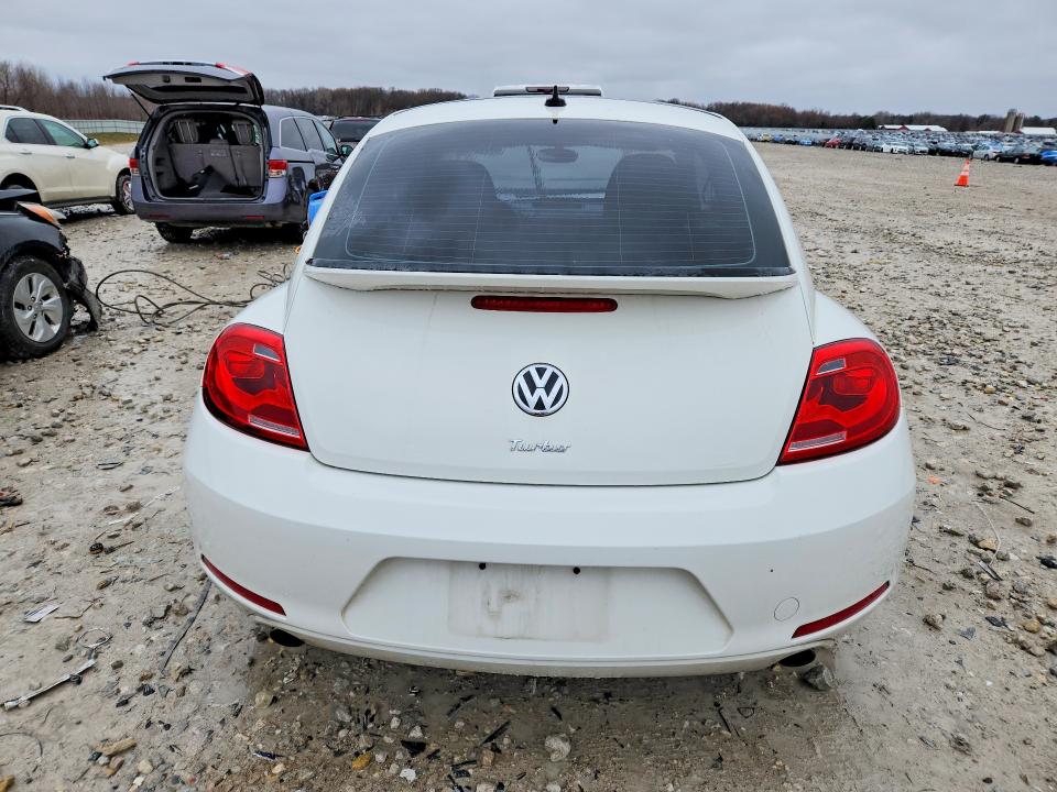 2013 Volkswagen Beetle მანქანა იყიდება აუქციონზე, vin: 3VWVA7AT1DM662027, აუქციონის ნომერი: 45663066