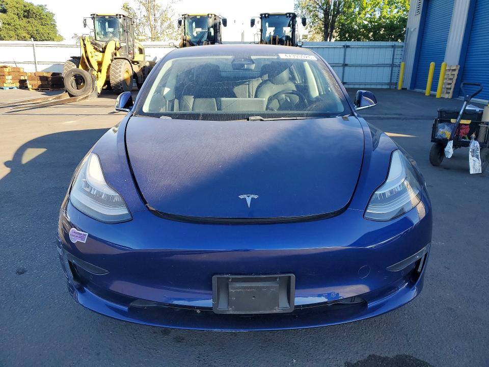 Продаж на аукціоні авто 2018 Tesla Model 3, vin: 5YJ3E1EA9JF160242, номер лоту: 47393926