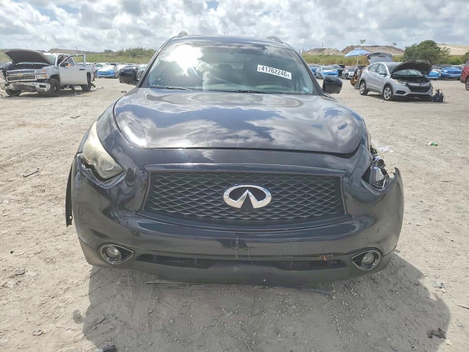 41762246 :رقم المزاد ، JN8CS1MW4HM410675 vin ، 2017 Infiniti Qx70 مزاد بيع