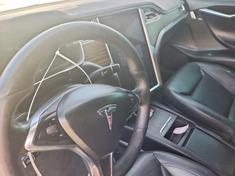 Продажа на аукционе авто 2016 Tesla Model S, vin: 5YJSA1E19GF139035, номер лота: 79678495