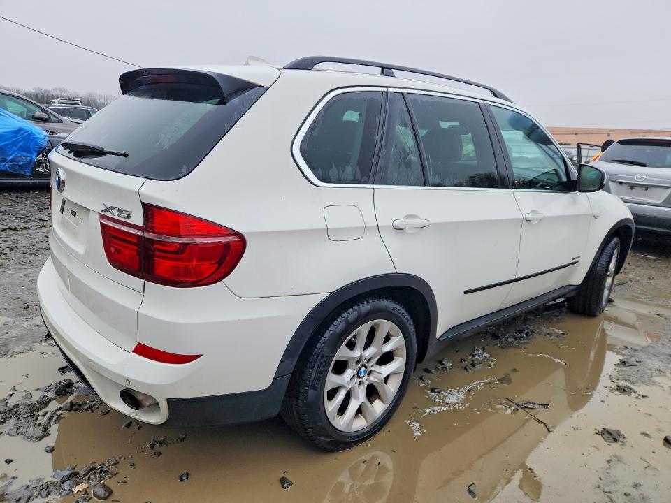Продажа на аукционе авто 2013 Bmw X5, vin: 5UXZV4C53D0B15531, номер лота: 41693026
