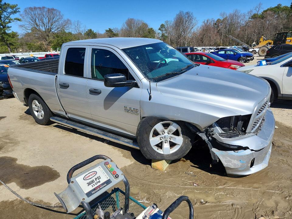 46718346 :رقم المزاد ، 1C6RR7FG1HS668567 vin ، 2017 Ram 1500 مزاد بيع