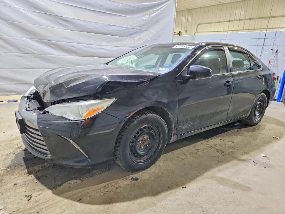 46591496 :رقم المزاد ، 4T1BF1FK9HU684732 vin ، 2017 Toyota Camry مزاد بيع