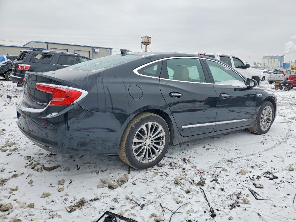 46388536 :رقم المزاد ، 1G4ZP5SZ7JU116197 vin ، 2018 Buick Lacrosse مزاد بيع