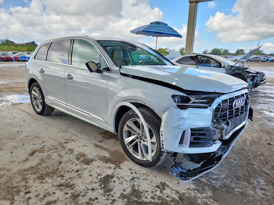 Продаж на аукціоні авто 2024 Audi Q7, vin: WA1ACBF75RD007182, номер лоту: 47040316