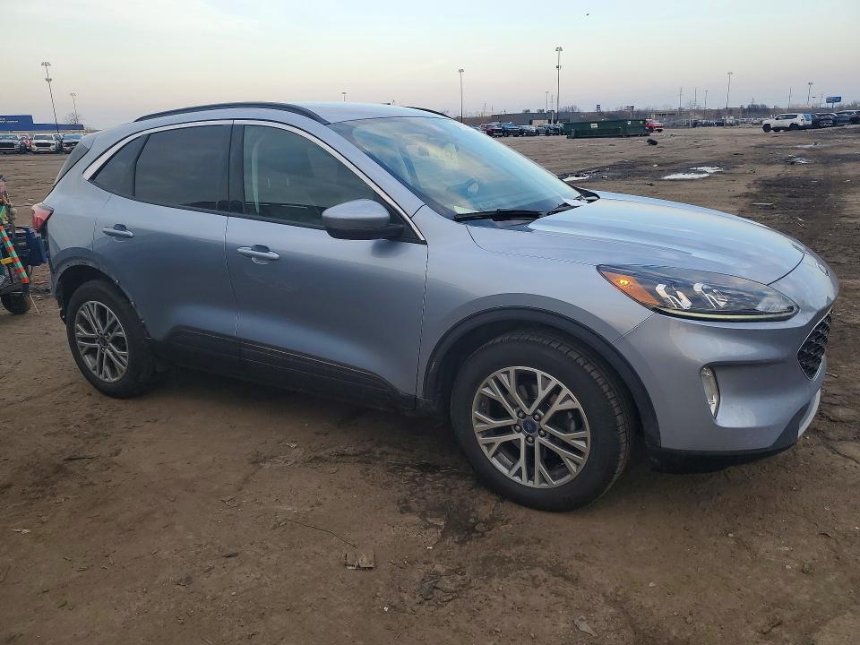 47560916 :رقم المزاد ، 1FMCU9H65NUB88170 vin ، 2022 Ford Escape مزاد بيع