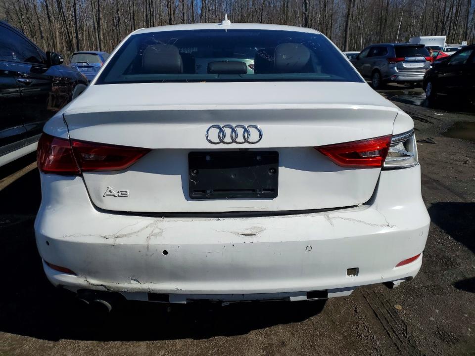 Продаж на аукціоні авто 2016 Audi A3, vin: WAUA7GFF1G1068541, номер лоту: 46888296
