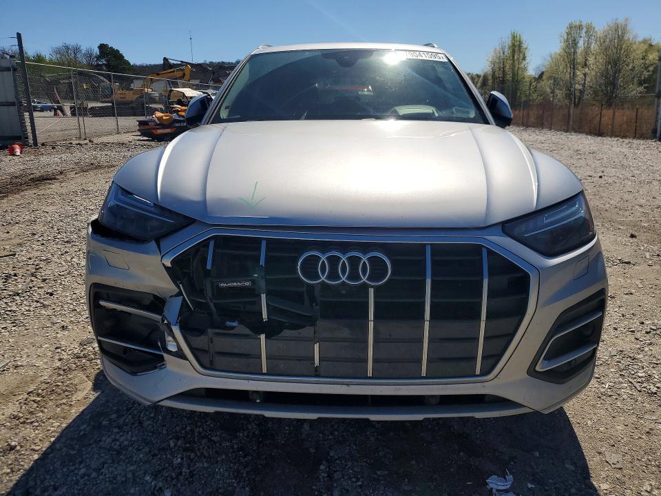 79041595 :رقم المزاد ، WA1CAAFY8M2057970 vin ، 2021 Audi Q5 مزاد بيع