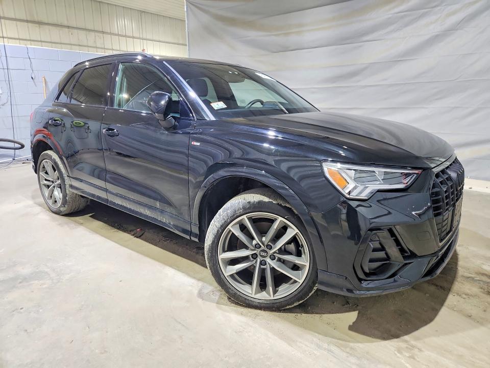 45487766 :رقم المزاد ، WA1EECF36N1148112 vin ، 2022 Audi Q3 مزاد بيع