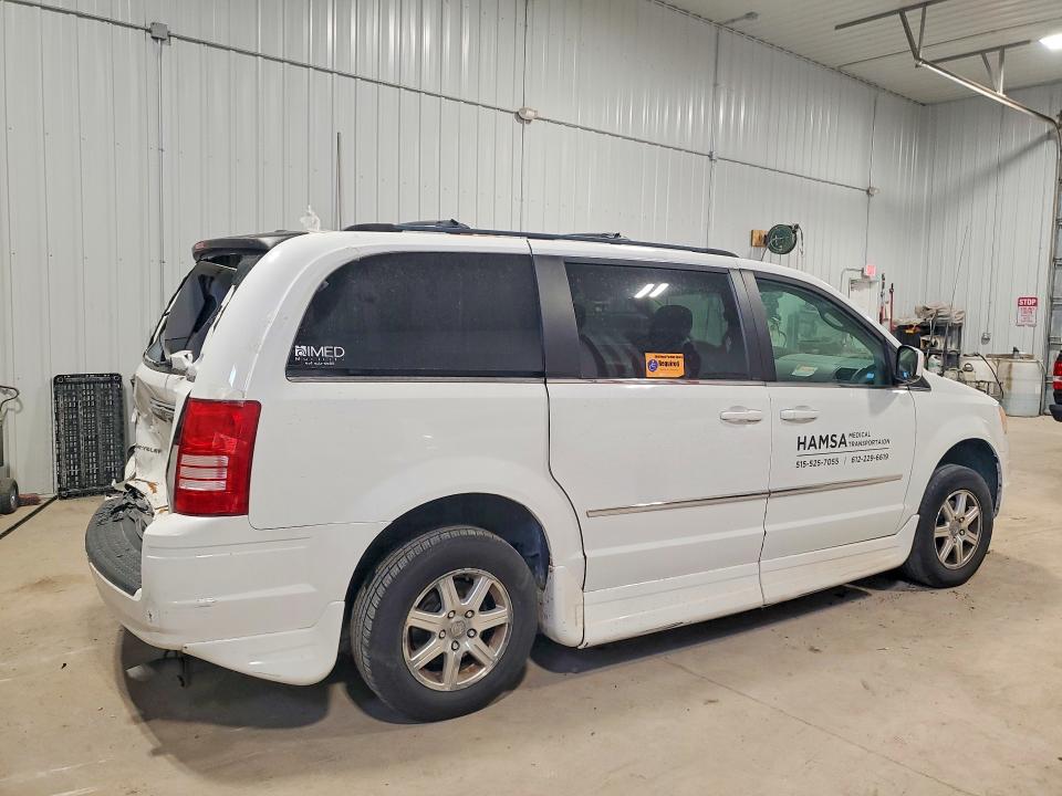 2009 Chrysler Town & Country მანქანა იყიდება აუქციონზე, vin: 2A8HR54149R673765, აუქციონის ნომერი: 45966876