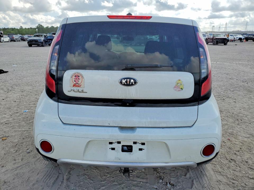 2018 Kia Soul მანქანა იყიდება აუქციონზე, vin: KNDJP3A5XJ7601629, აუქციონის ნომერი: 47571286