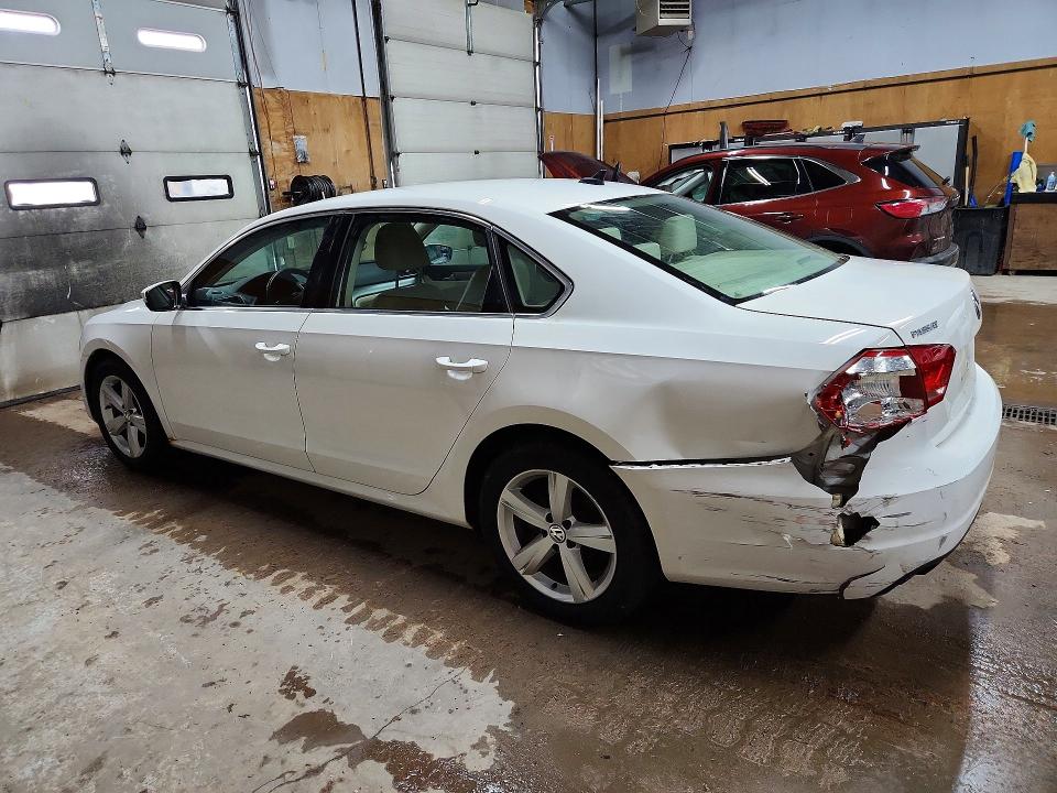 2014 Volkswagen Passat მანქანა იყიდება აუქციონზე, vin: 1VWBT7A39EC105057, აუქციონის ნომერი: 47247106