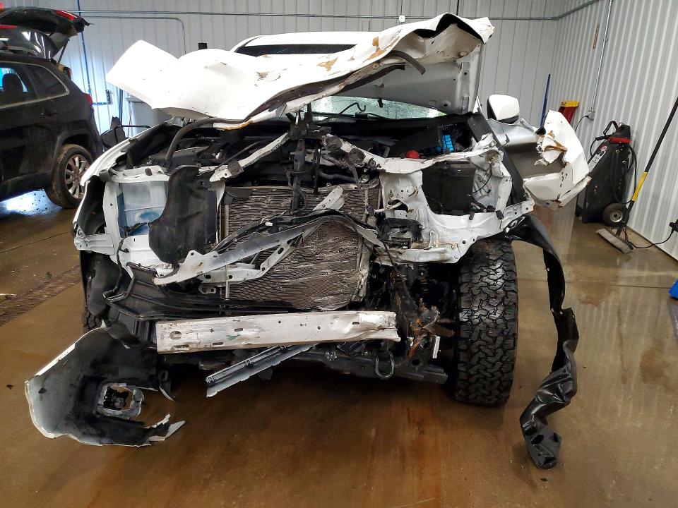 Продаж на аукціоні авто 2023 Toyota Tacoma, vin: 3TMDZ5BNXPM164702, номер лоту: 79225525