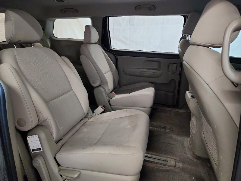 47191216 :رقم المزاد ، KNDMA5C11L6592378 vin ، 2020 Kia Sedona مزاد بيع