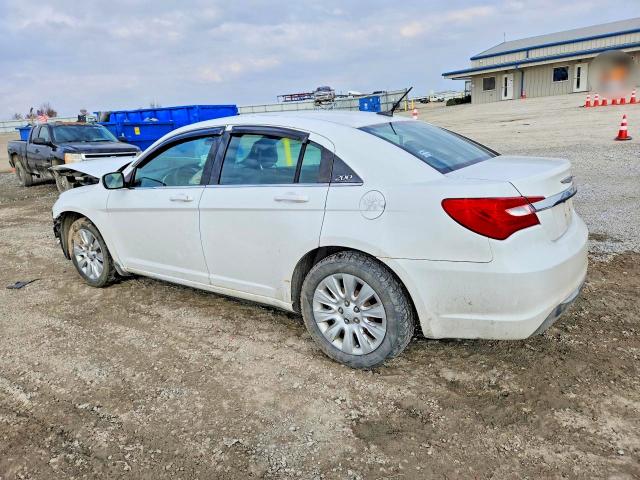 2014 Chrysler 200 მანქანა იყიდება აუქციონზე, vin: 1C3CCBAB5EN210155, აუქციონის ნომერი: 79292335