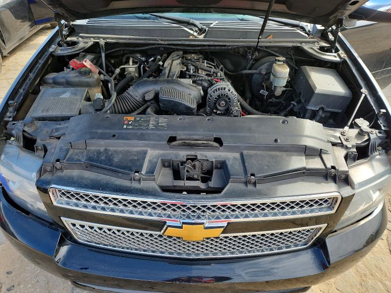 Продаж на аукціоні авто 2013 Chevrolet Suburban, vin: 1GNSCJE08DR120586, номер лоту: 46922956