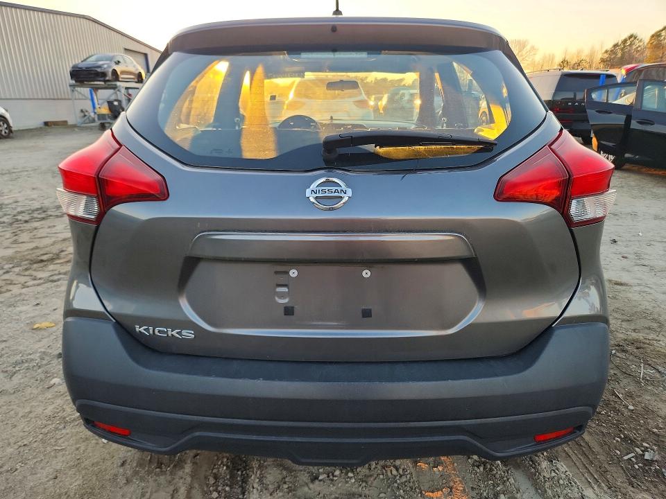 Продаж на аукціоні авто 2018 Nissan Kicks, vin: 3N1CP5CU3JL520902, номер лоту: 41976926