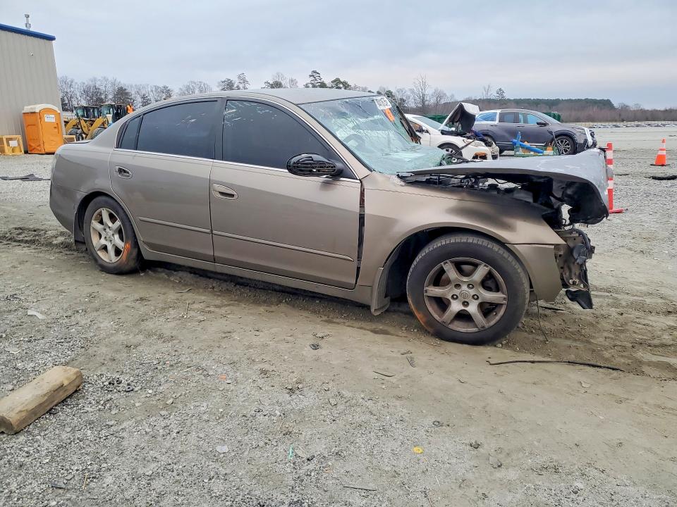 Auction sale of the 2005 Nissan Altima, vin: 1N4AL11D85C138979, lot number: 79441675