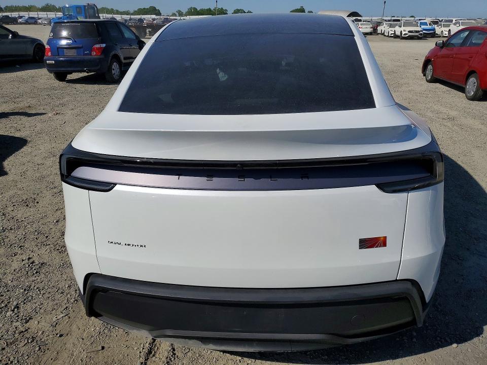 2026 Tesla Model Y მანქანა იყიდება აუქციონზე, vin: 7SAYGDEE0TF327663, აუქციონის ნომერი: 46769346