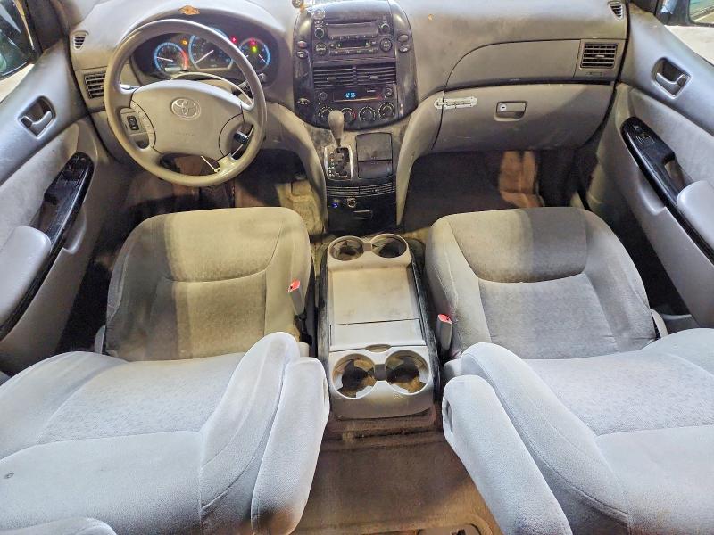 2005 Toyota Sienna მანქანა იყიდება აუქციონზე, vin: 5TDZA29C15S255239, აუქციონის ნომერი: 47692986