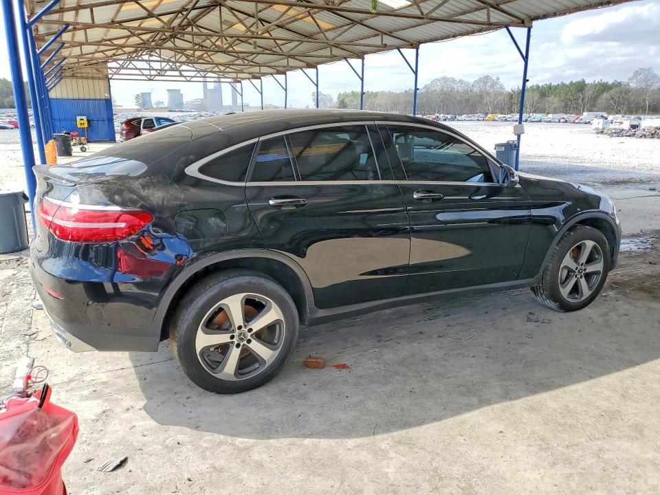 79749865 :رقم المزاد ، WDC0J4KB1HF276807 vin ، 2017 Mercedes-benz Glc Coupe مزاد بيع