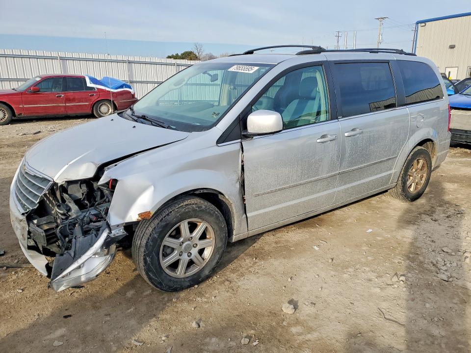 79655595 :رقم المزاد ، 2A4RR5D10AR450682 vin ، 2010 Chrysler Town & Country مزاد بيع