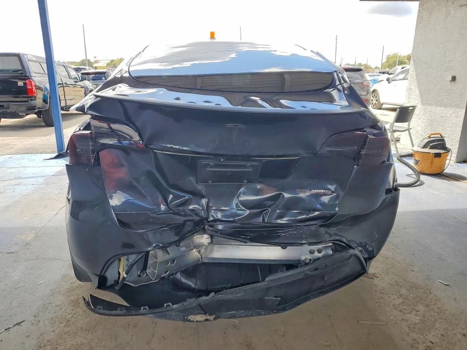 79470455 :رقم المزاد ، 7SAYGDEF1RA274504 vin ، 2024 Tesla Model Y مزاد بيع