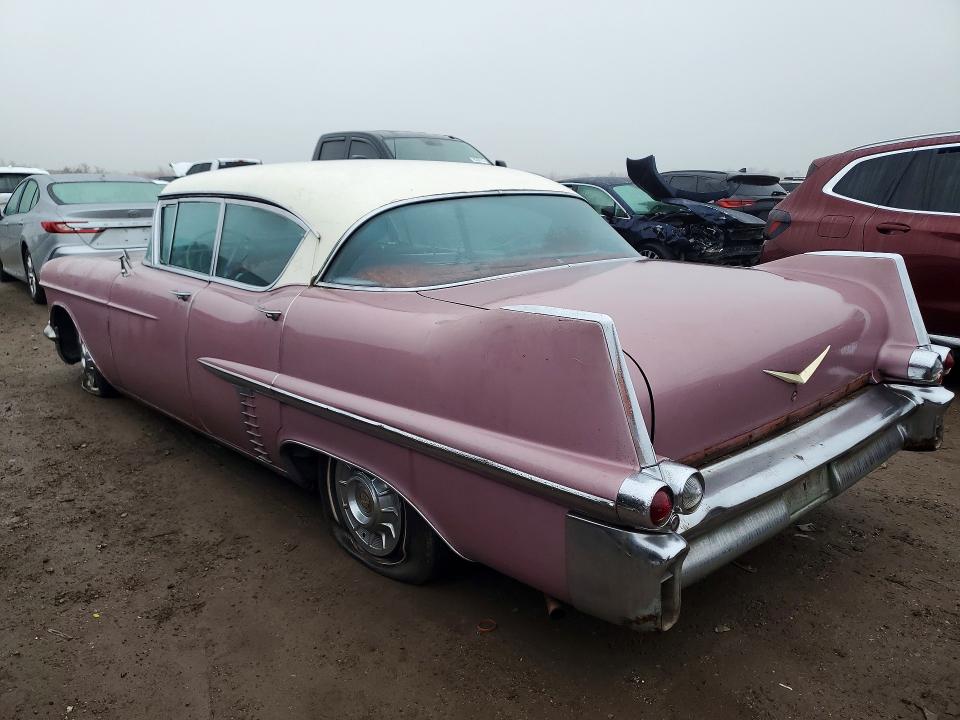 41722856 :رقم المزاد ، 5762083004 vin ، 1957 Cadillac Deville مزاد بيع